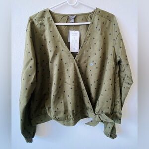 NWT EddieBaver Olive Star-Print Wrap Blouse - M